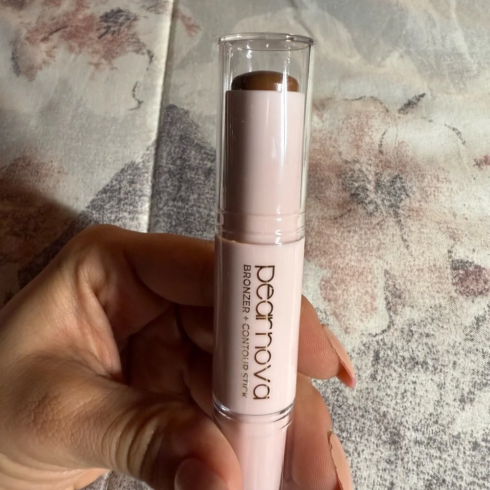 Pear Nova Bronzer and Contour Stick in “Tan”